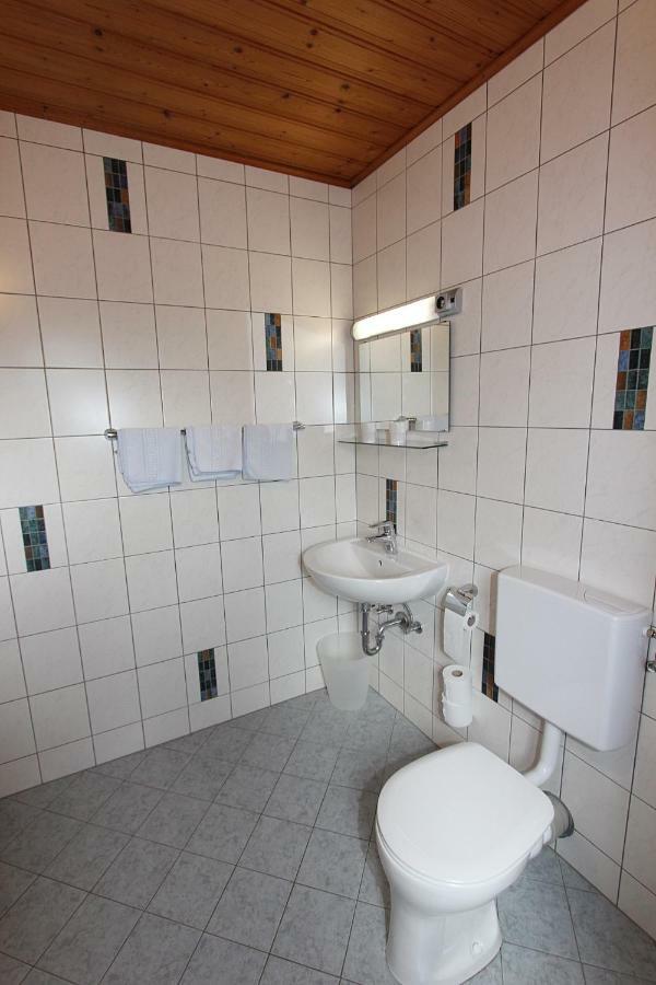 Pension Sybille Ebensee Buitenkant foto